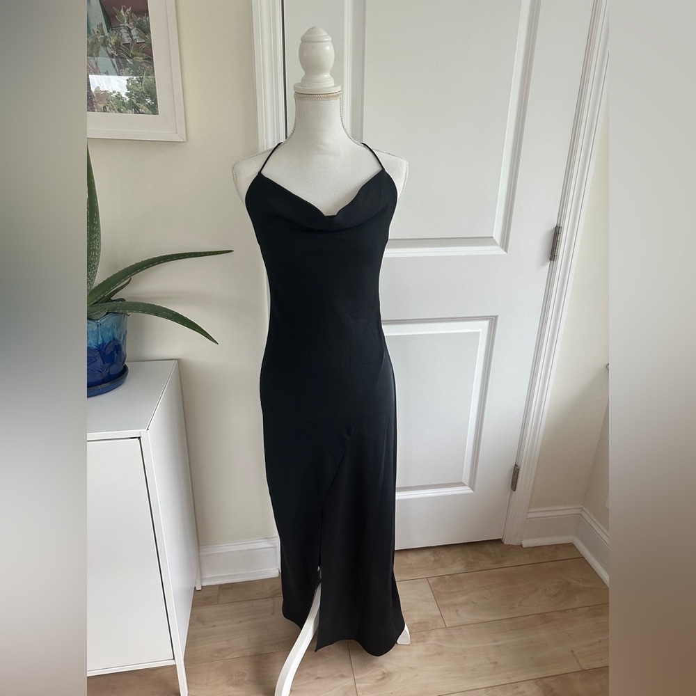 Cushnie Sleek Black Backless Dress - Picture 1 of 7